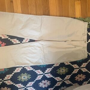 NWOT GAP “90’s Loose Khaki”